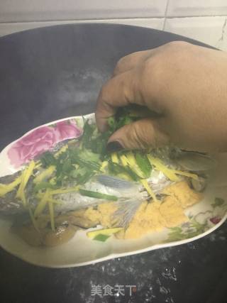 Steamed Crucian Carp recipe