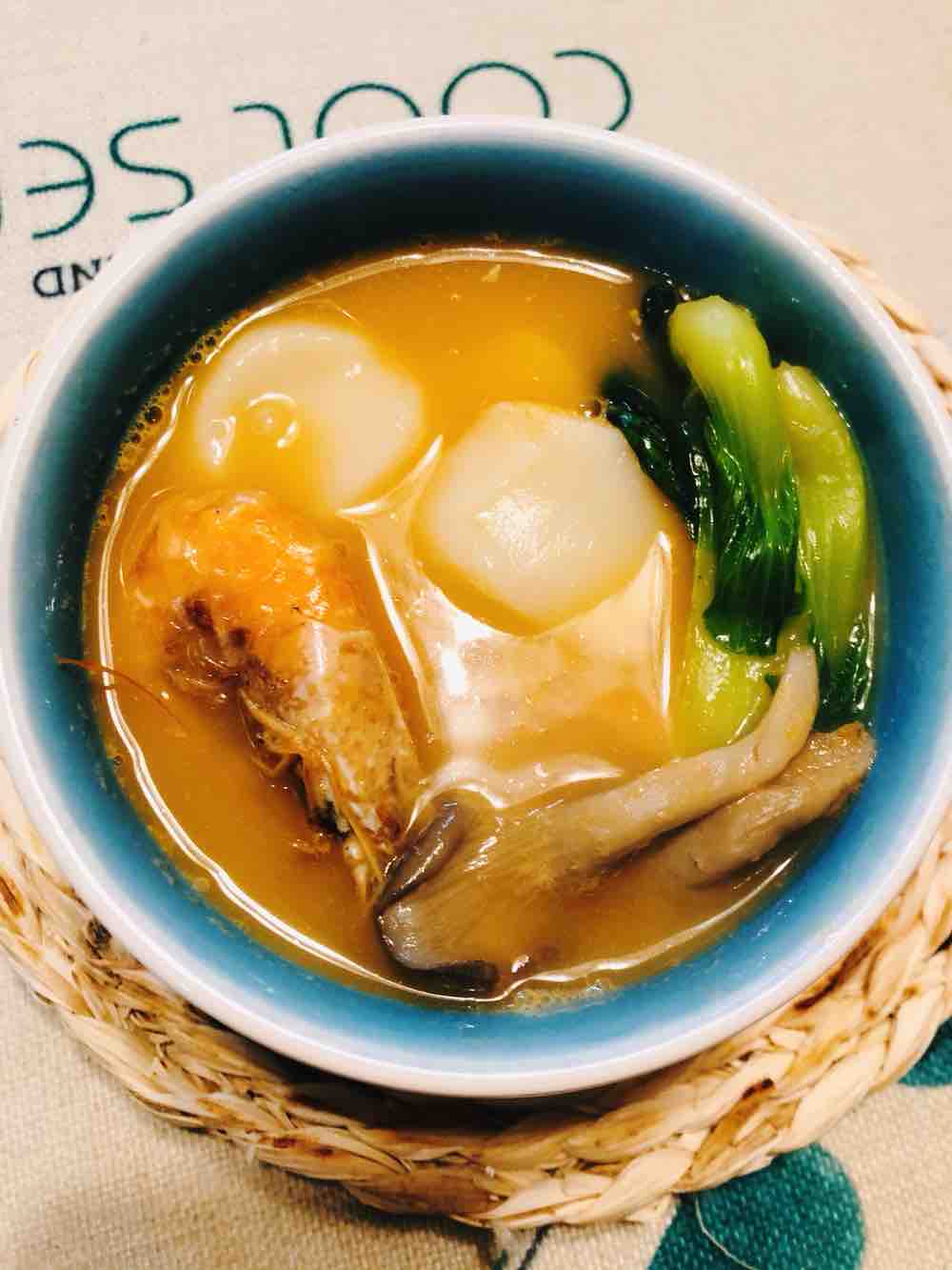 Shrimp Rice Cake Soup
