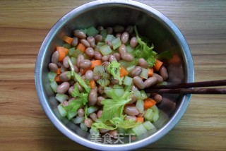 Peanuts Mixed with Celery recipe