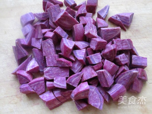 Purple Sweet Potato and Tremella Soup recipe