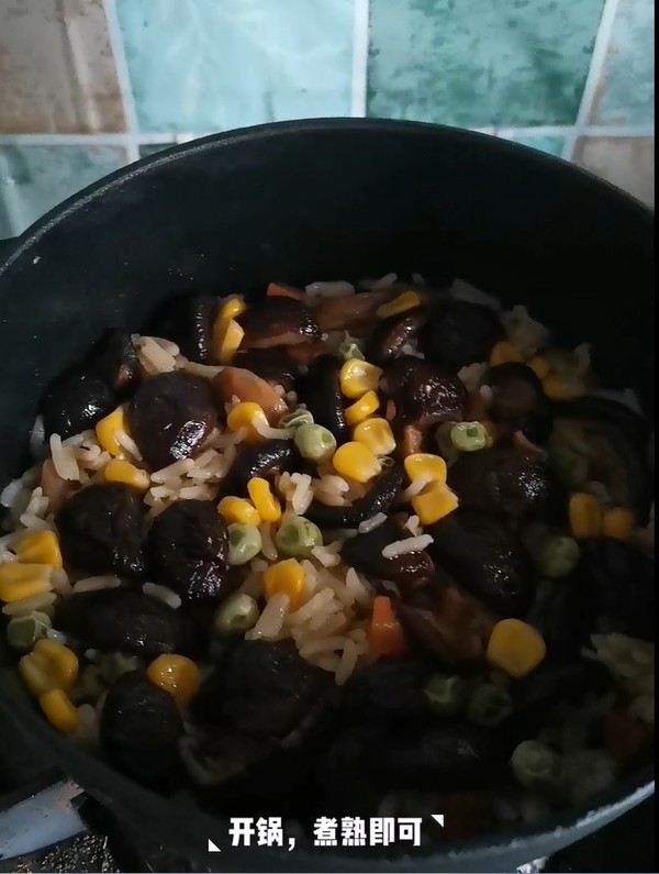 Braised Rice with Mushroom and Sausage recipe