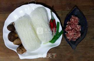 Stir-fried Vermicelli with Shiitake Mushrooms and Minced Pork recipe