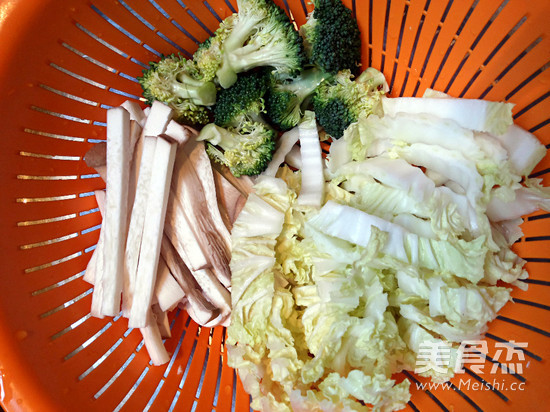 Stir-fried Rice Cake with Vegetables recipe