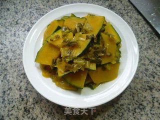 Stir-fried Japanese Pumpkin with Pickles recipe