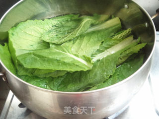 Cabbage Vermicelli Meatball Soup recipe