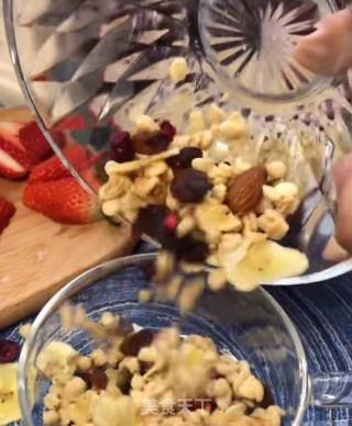 Fruit Yogurt Oatmeal recipe