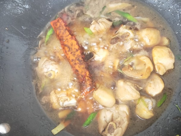 Spicy Hot Pot Chicken Drumstick Noodles recipe
