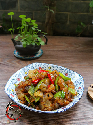 Fried Beef Tendon with Spicy Sauce recipe