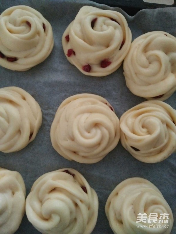 Rose Buns recipe