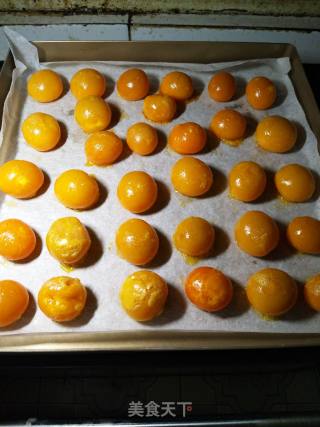 Egg Yolk Crisp recipe