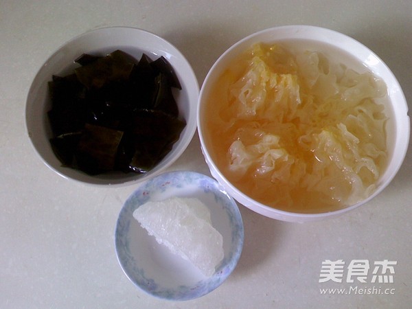 Cantonese White Fungus Syrup recipe