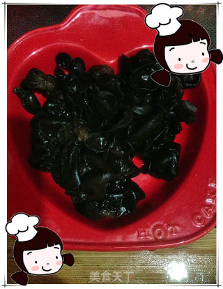 Xiancaoge Private Kitchen (vegetable Greenhouse)-a Touch of Green in Autumn (fried Okra with Fungus) recipe