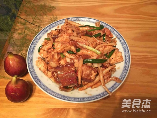 Braised Tofu with Crab Mushroom and Braised Pork recipe