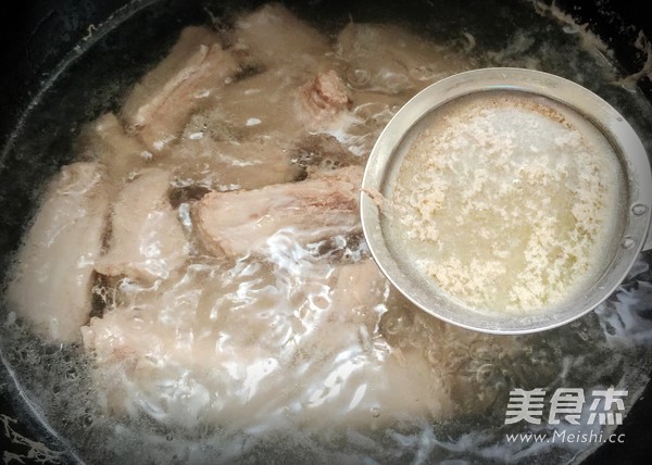 Stewed Pork Ribs with Lotus Root recipe