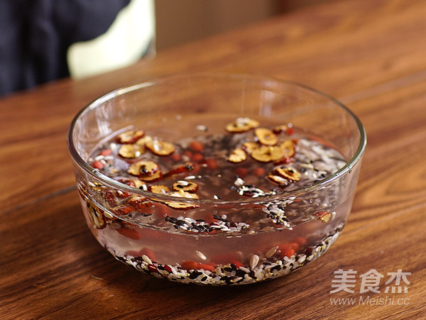 Ten-grain Porridge is A Nourishing New Favorite in Autumn recipe
