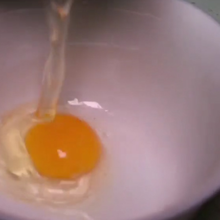 Scrambled Eggs with Laba Beans recipe