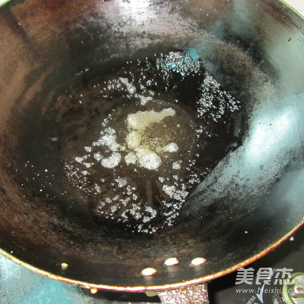 Stir-fried Cake with Sesame Sugar recipe