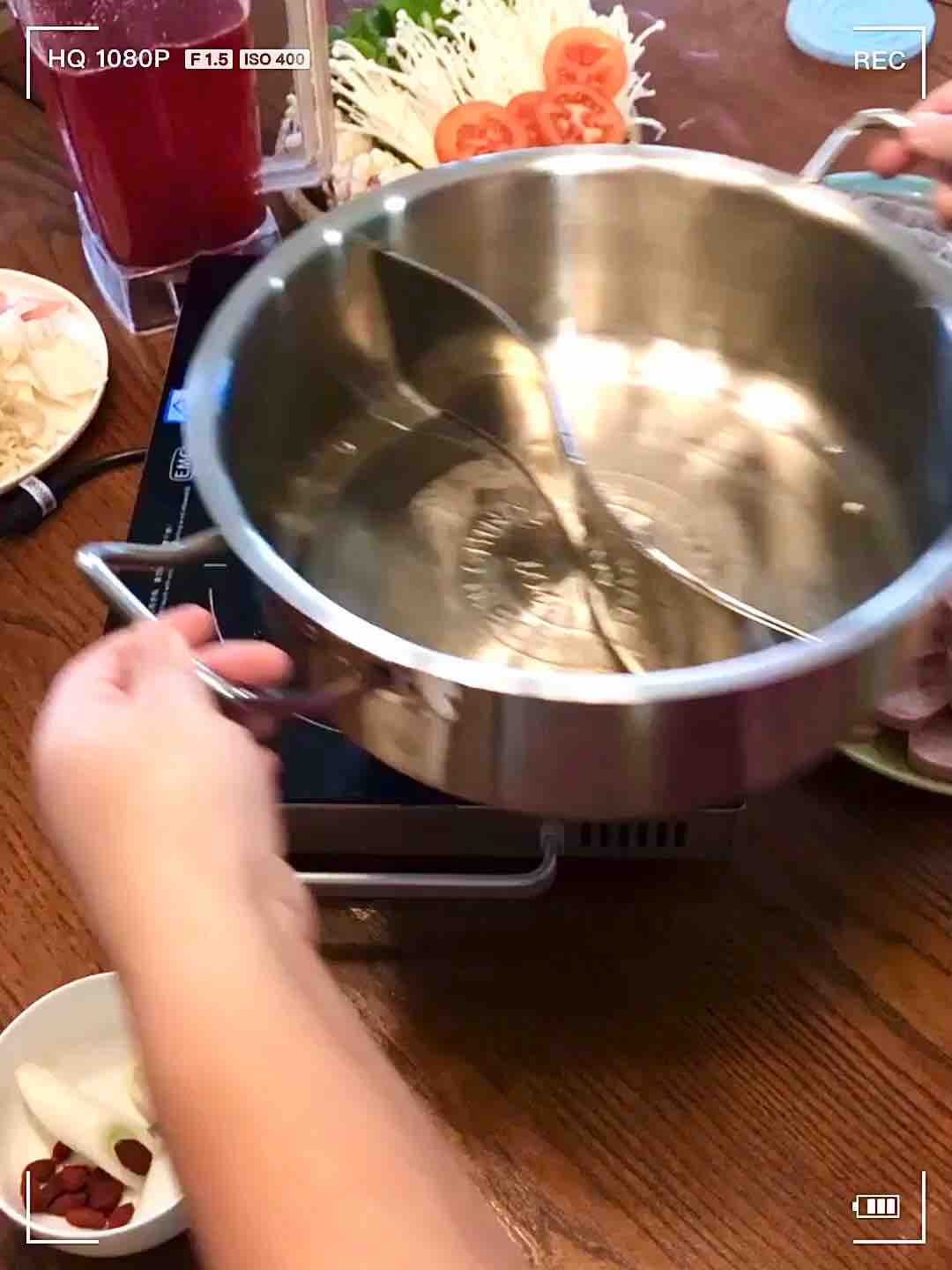 Homemade Mandarin Duck Hot Pot recipe