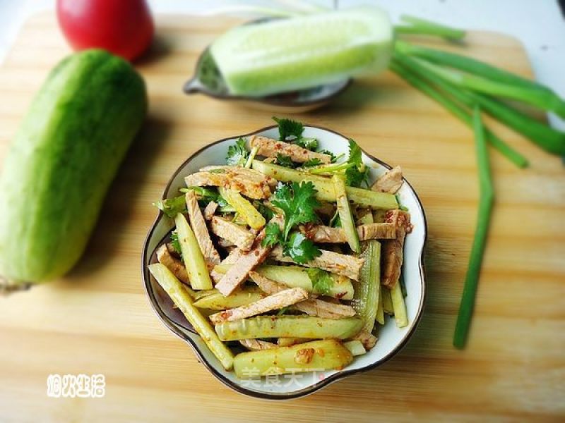 Cucumber with Shredded Pork recipe