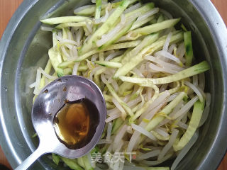 Cucumber Bean Sprouts recipe