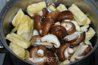 Mushroom Color Vegetable Meatball Soup recipe