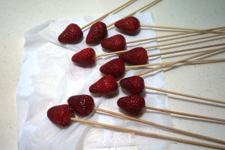 Strawberry Chocolate Lollipop recipe