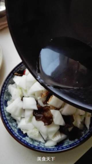 Chili Oil Sweet and Sour Cabbage recipe