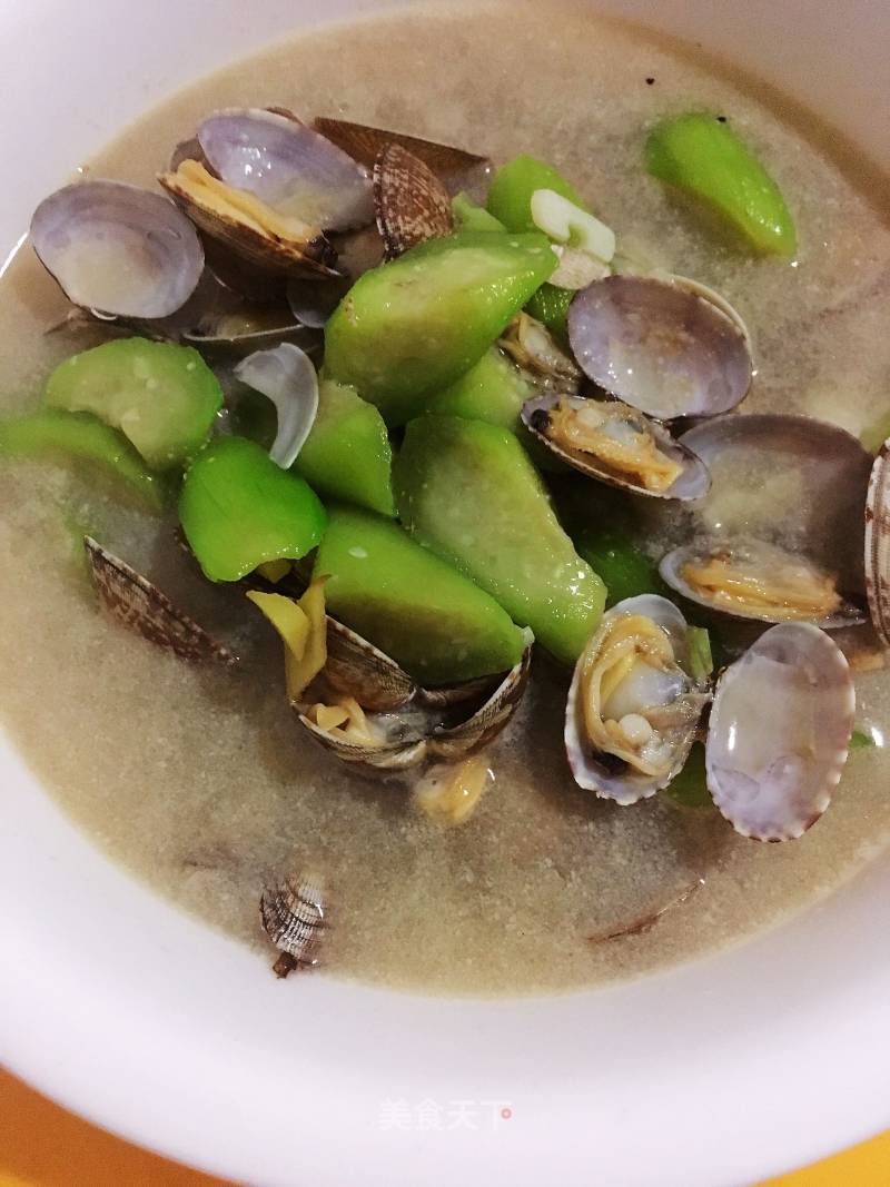 Clam Loofah Soup recipe