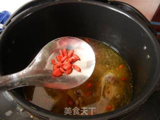 Flying Duck with Yam in Pot recipe