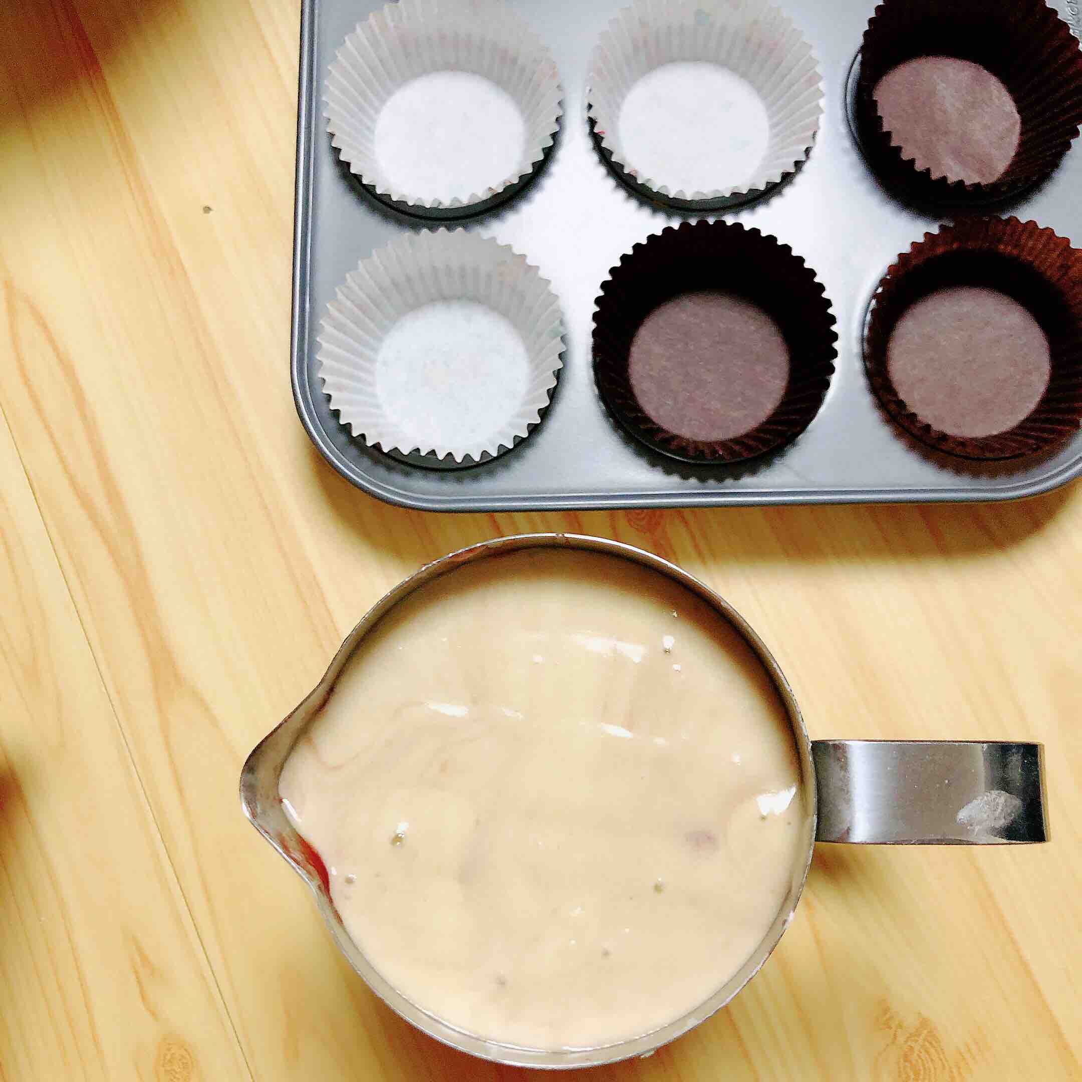 Strawberry Chocolate Butter Muffin recipe