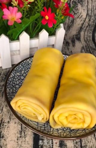 Cream Towel Roll recipe