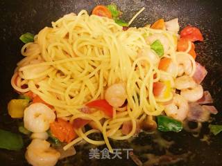 Tomato and Shrimp Pasta recipe