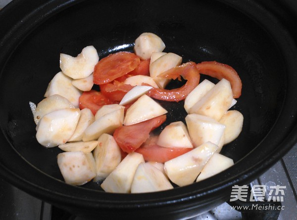 Tomato Potato Beef Soup recipe