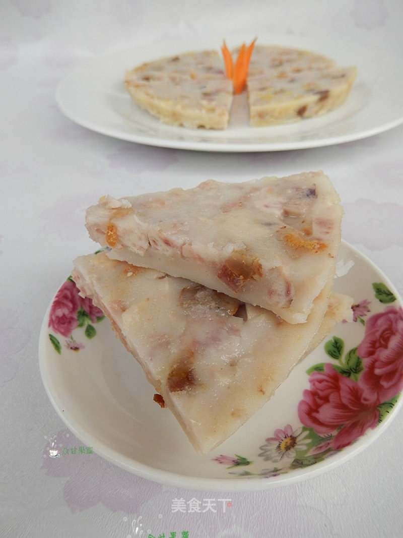 Cantonese-style Snacks: Cured Taro Cake recipe