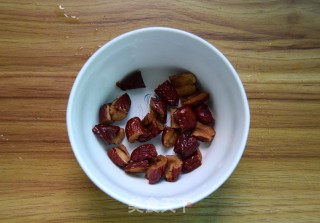 Red Dates and Lotus Seed Soy Milk recipe