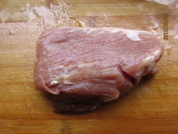 Sauce Pork with Bitter Chrysanthemum recipe