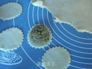 Curry Beef Pastry Mooncakes recipe