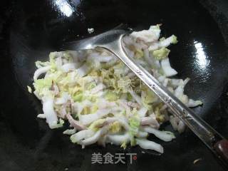 Fried Noodles with Pork and Cabbage recipe