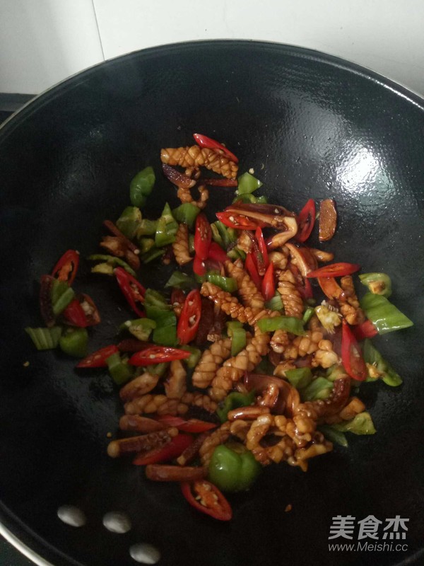 Fried Squid with Green Pepper recipe