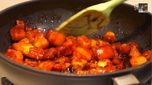 The Most Beautiful Braised Pork and Tiger Egg [mi Er Qiao's Seven-flavored Kitchen Episode 8] A Stew that is Not Only A Stomach But Also A Heart recipe