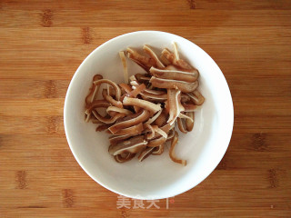 [northeast] Pork Ears in Red Oil recipe