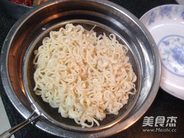 Soy Sprouts Fried Noodles recipe