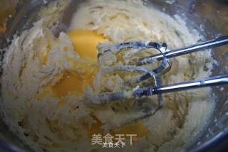 Raisin Pound Cake recipe