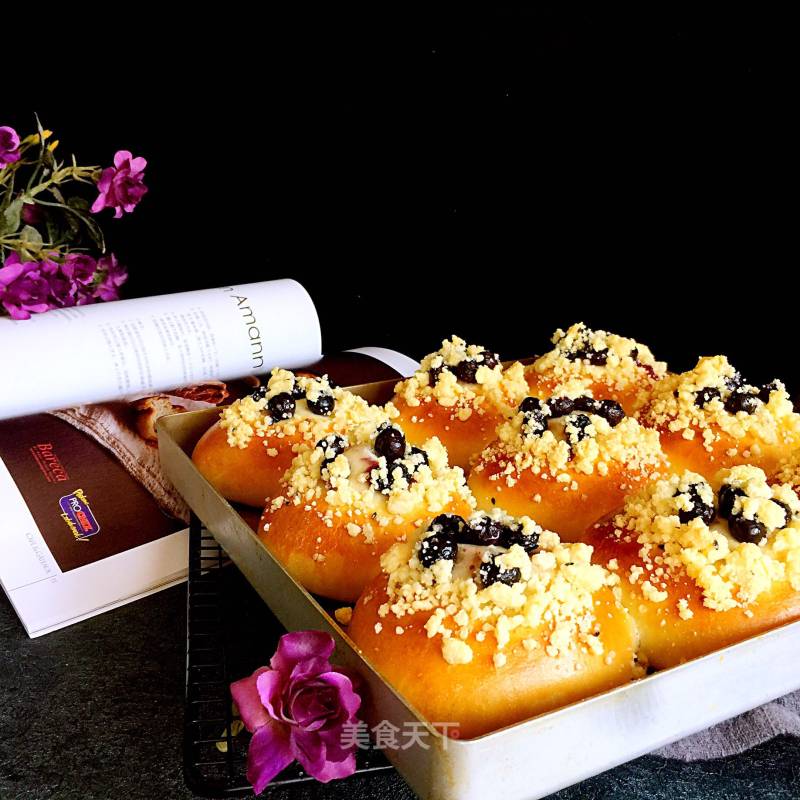 Crispy Blueberry Bread
