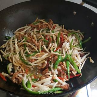 Fried Pork with Pleurotus Eryngii recipe