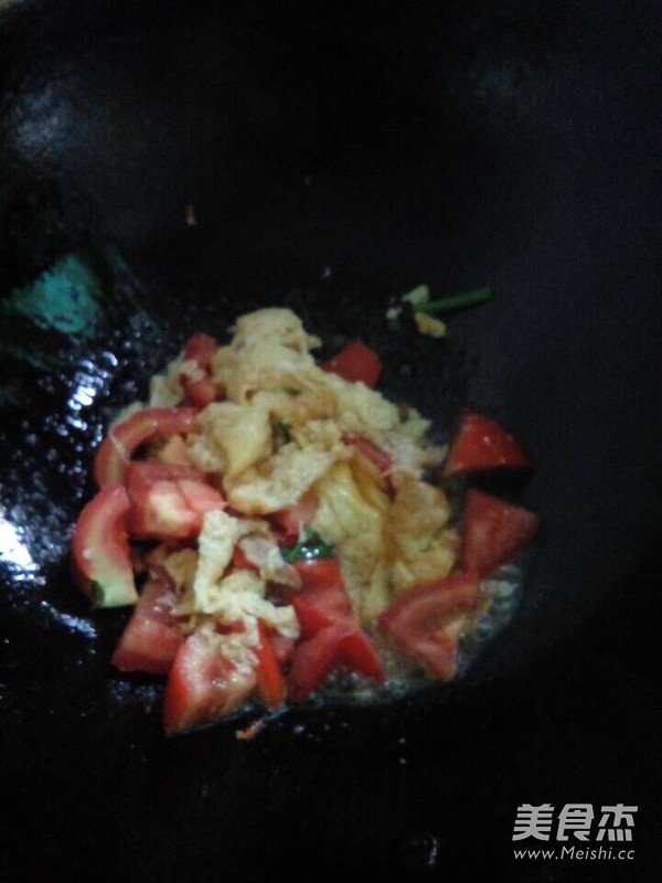 Tomato and Egg Lao Gan Ma Sauce Noodle recipe