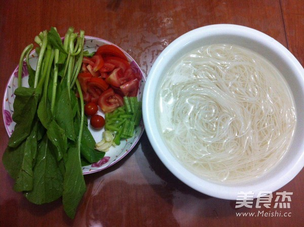 Fried Rice Noodles for One Person recipe