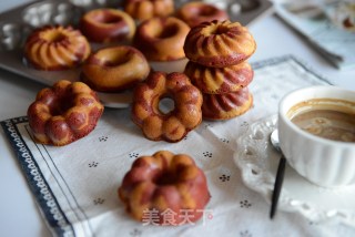 Two-color Pineapple Sandwich Donut recipe