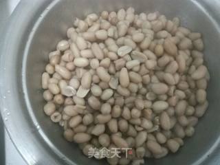 Celery Carrots Mixed with Peanuts recipe