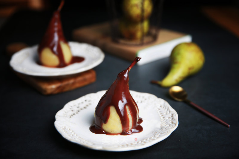 Dark Chocolate Cinnamon Stewed Pears